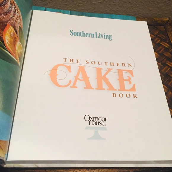 Southern Living The Southern Cake Book - Picture 2 of 16